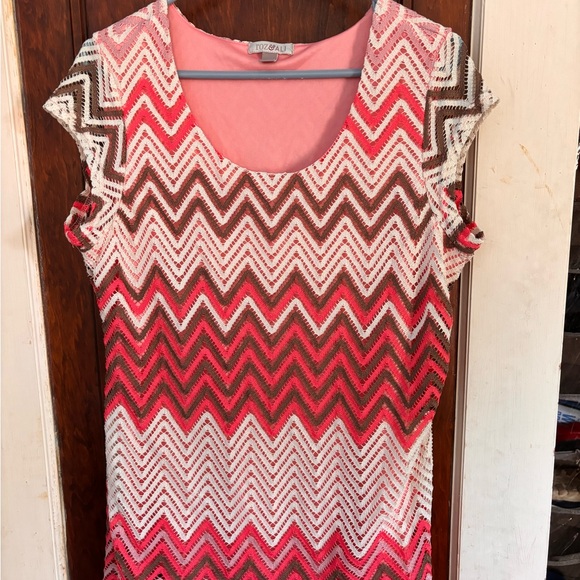 Roz & Ali Pink and White Graphic Cap Sleeve T-Shirt - Picture 1 of 5